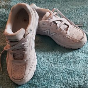 New balance kids sneaker